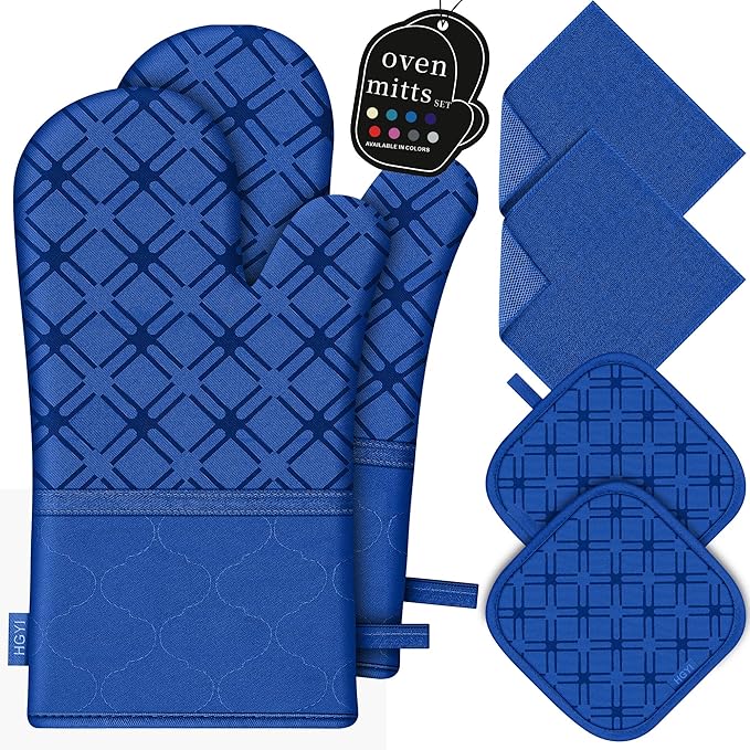 Oven Mitts and Pot Holders Set by HGYI