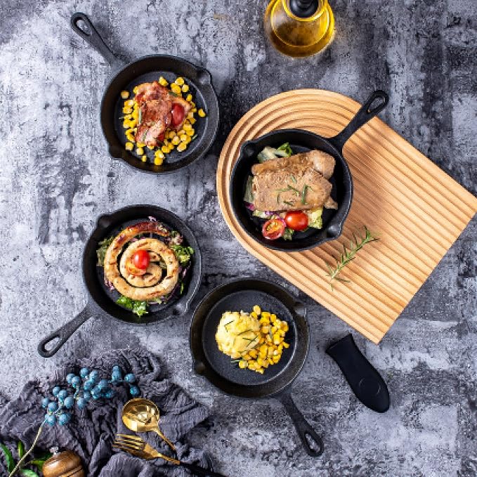 Bruntmor Cast Iron Frying Pan Set of 4-6x4 Inch Black Pre-Seasoned Skillets - Image 4