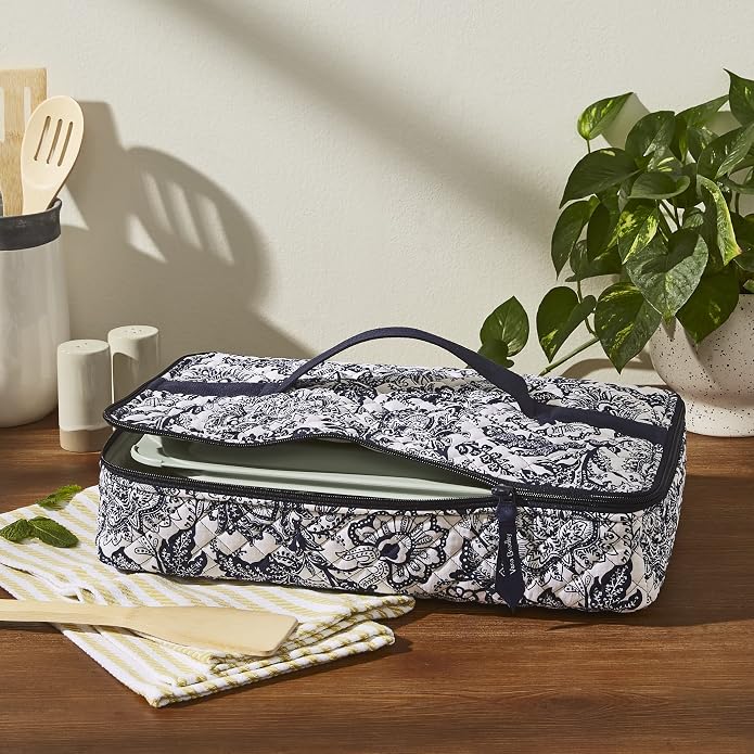 Vera Bradley Women's Cotton Heat Resistant Casserole Carrier - Image 3