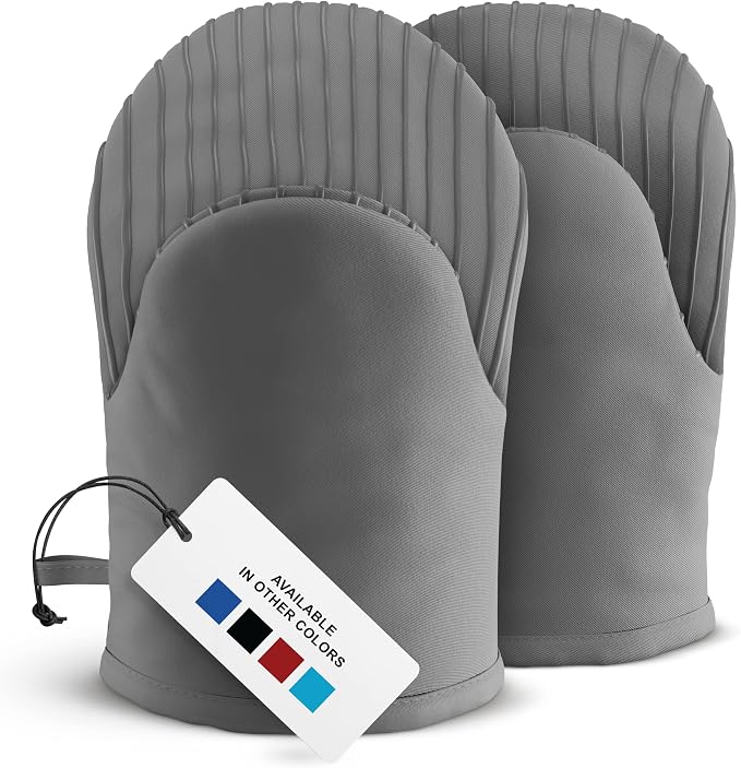 Silicone Mini Oven Mitts by BigRedHouse