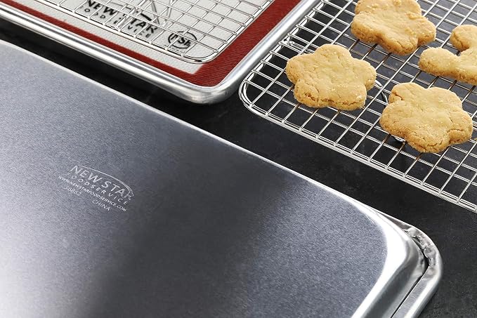 New Star Foodservice 1028751 Commercial-Grade Bun Pan/Baking Sheet, Baking Mat - Image 8