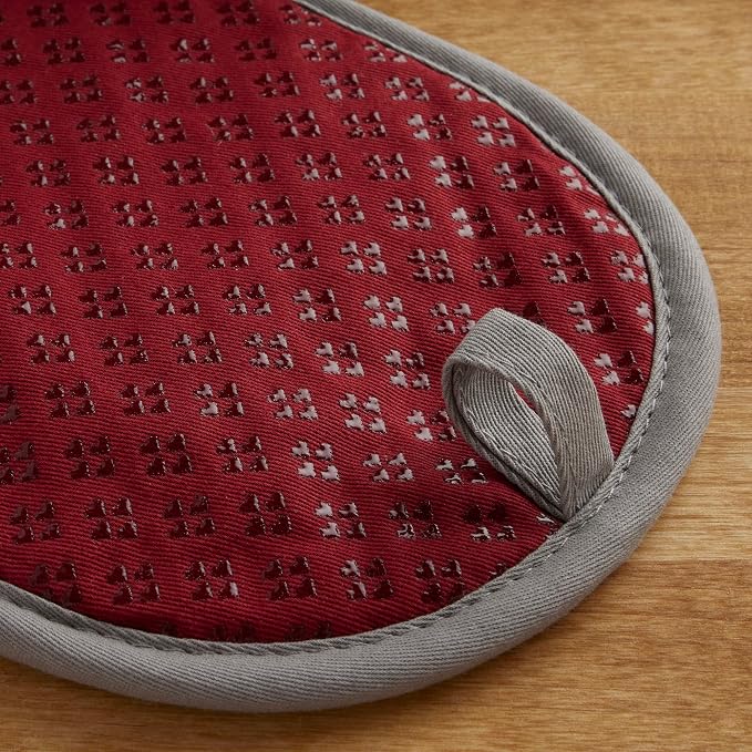 KitchenAid Asteroid Pot Holder 2-Pack Set, Smoked Paprika Red - Image 3