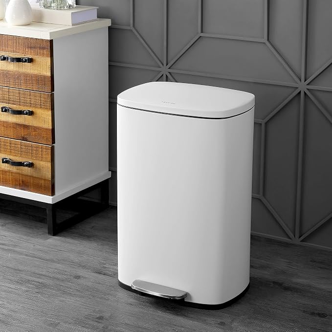 happimess HPM1006C Connor Rectangular 13-Gallon Trash Can - Image 2