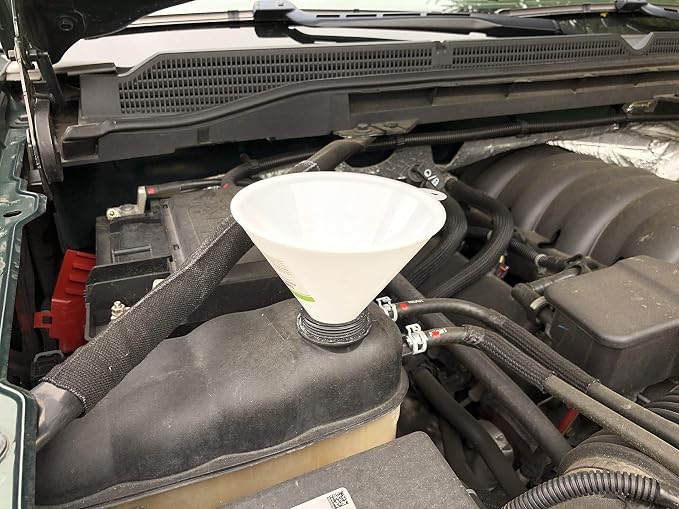 LubriMatic 75-064 Economy Plastic Funnel - Image 3
