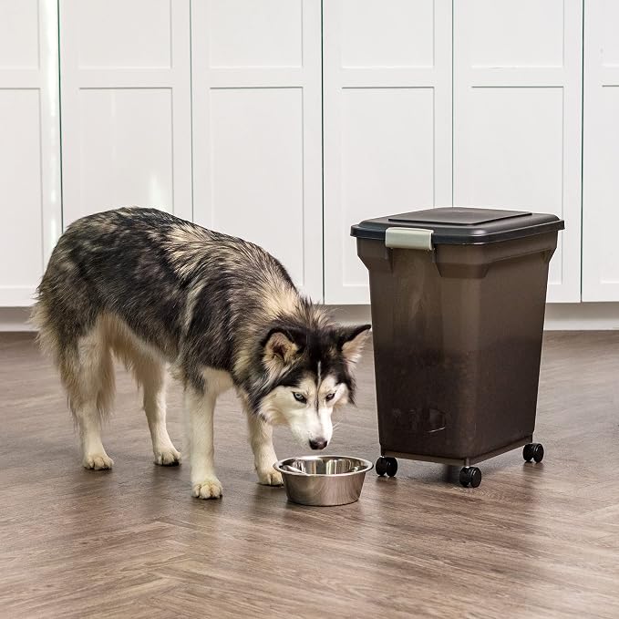 IRIS USA Airtight Dog Food Storage Container, WeatherPro, Removable Wheels - Image 6