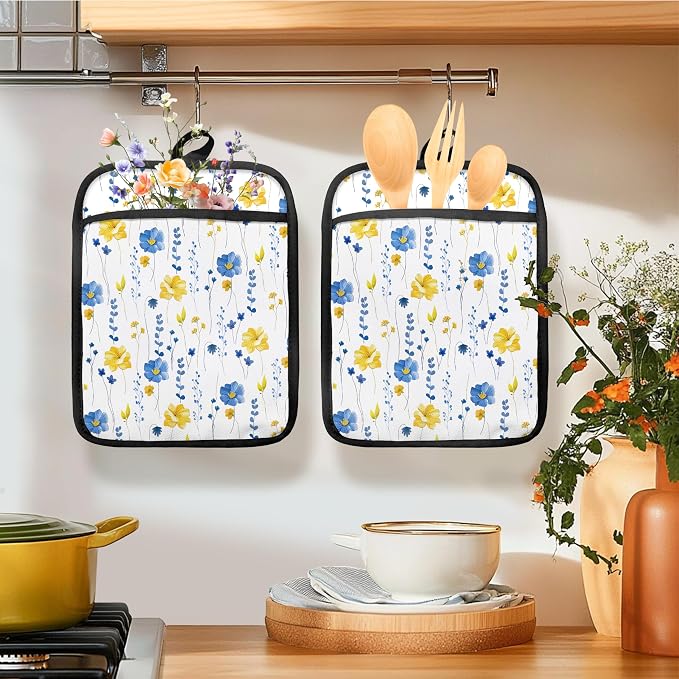 Blue and Yellow Floral Oven Mitts Set, Pot Holders - Image 3