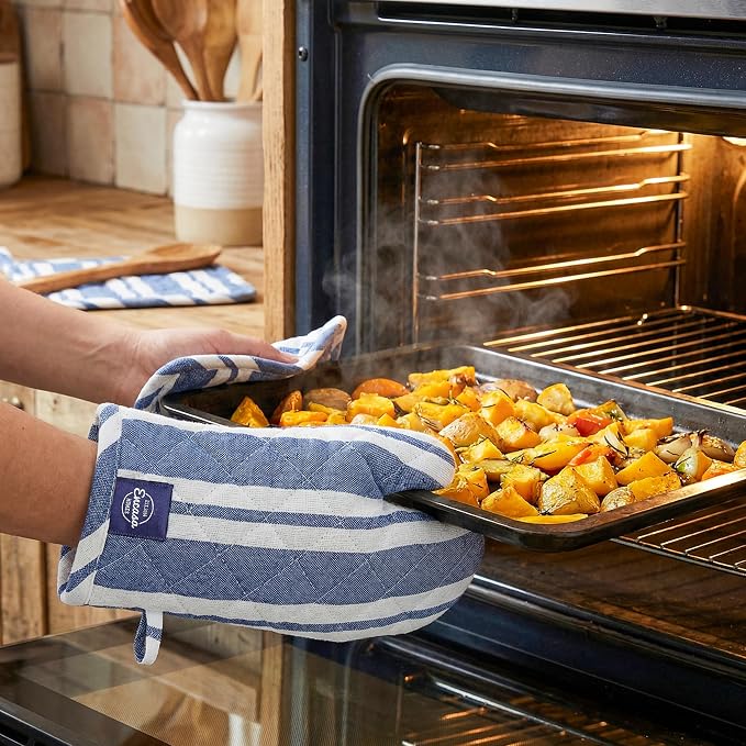 Encasa XO Heat Resistant 100% Cotton Oven Glove & Potholder Set - Image 7