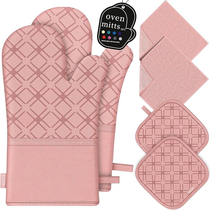 Oven Mitts and Pot Holders Set by HGYI