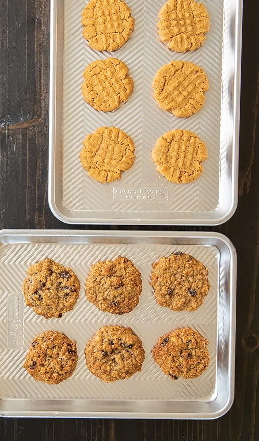 Nordic Ware Prism Baking Quarter Sheet - Image 4