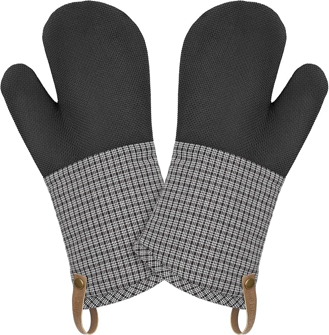 Cuisinart Heritage Kitchen Oven Mitts – Heat-Resistant Kitchen Mitts by BestBrands