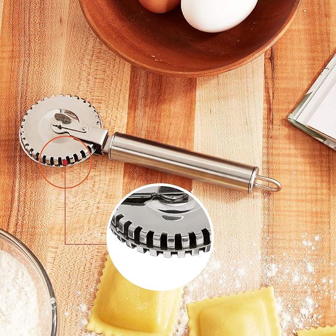 Küchenprofi Ravioli Cutter, 18/10 Stainless Steel Pastry and Pasta Cutting Wheel - Image 4