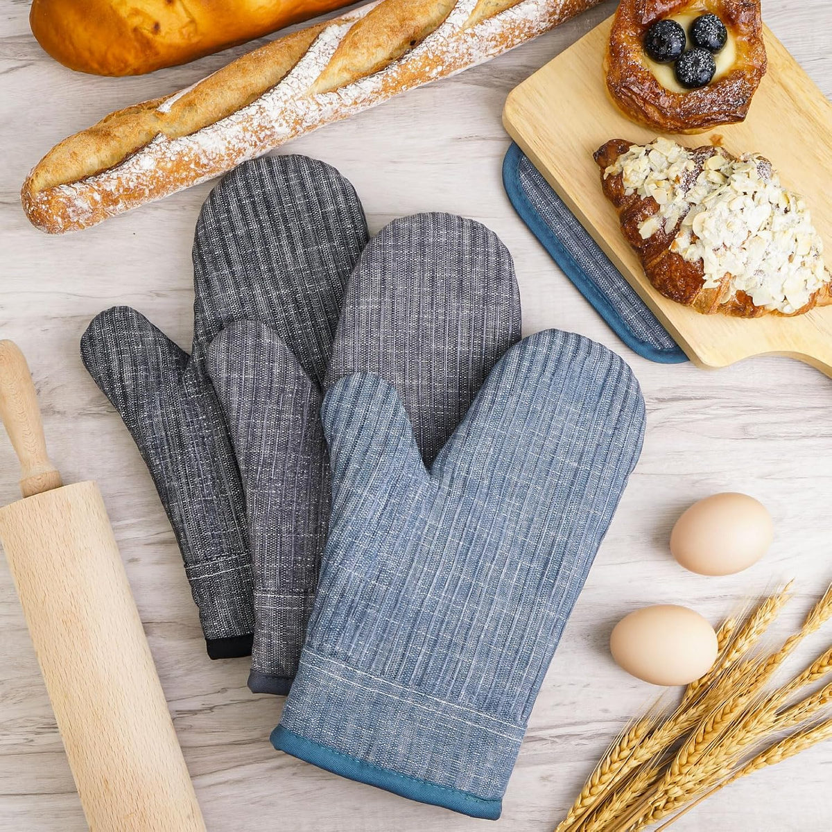 Oven Mitts and Pot Holders, Silicone Oven Gloves, 500 F Heat Resistant