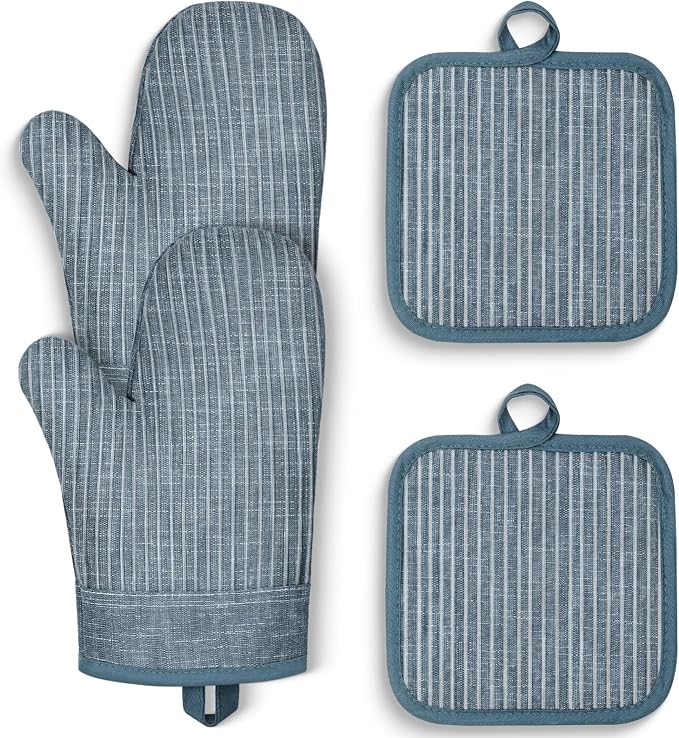 Oven Mitts and Pot Holders, Silicone Oven Gloves, 500 F Heat Resistant Oven by Unknown