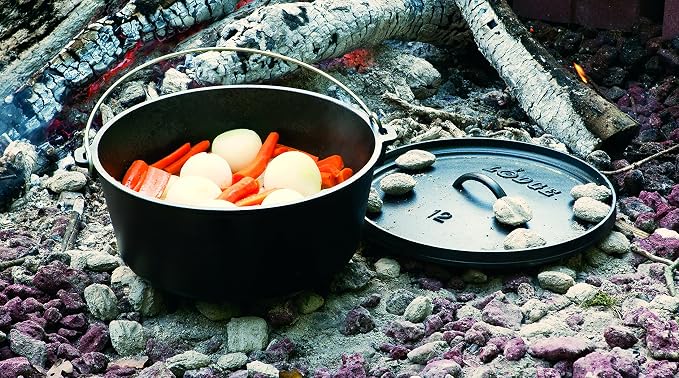 Lodge 8 Quart Pre-Seasoned Cast Iron Camp Dutch Oven - Image 6